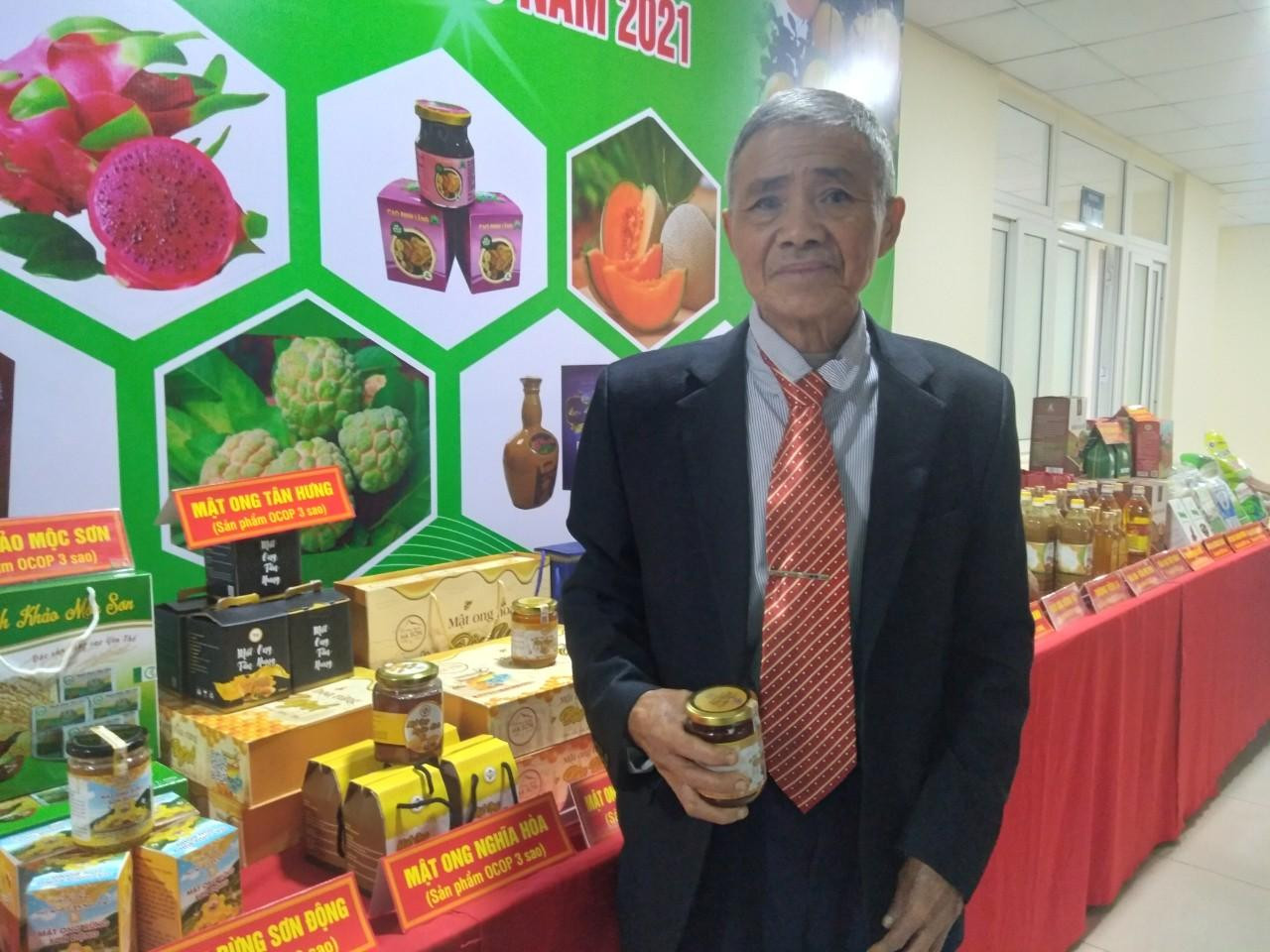 Chương trình OCOP giúp nông dân Bắc Giang thuận lợi trong việc quảng bá và tiêu thụ sản phẩm Chương trình OCOP giúp nông dân Bắc Giang thuận lợi trong việc quảng bá và tiêu thụ sản phẩm