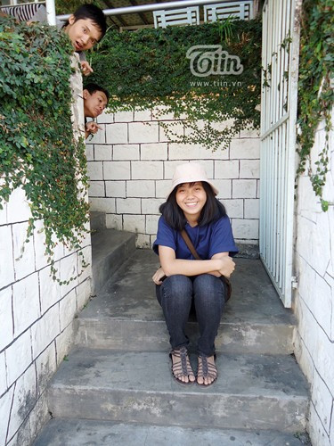 Chụp ảnh cùng bạn bè. Chụp ảnh cùng bạn bè