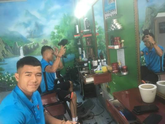 Người chuyên cắt tóc cho cầu thủ bóng đá: Anh Đức là người hoàn hảo ảnh 5