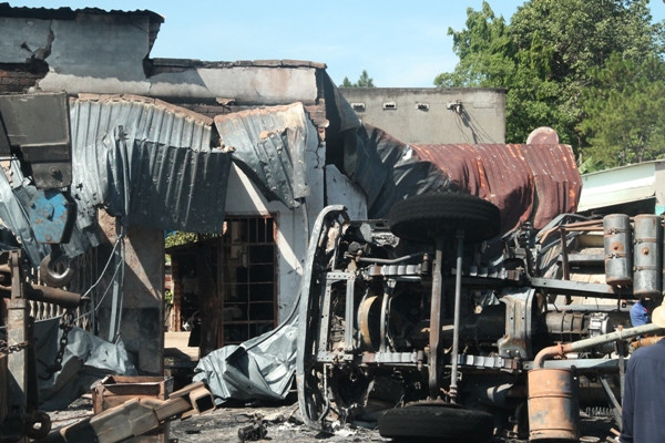 Chính thức công bố thiệt hại vụ thảm nạn xe bồn ở Bình Phước ảnh 2