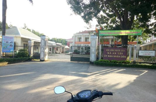 Phó Chủ tịch xã bị bắt liên quan đến sai phạm của cựu Bí thư thị xã ảnh 1