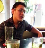 Thành Công tỏ ra ma mãnh khi phát hiện PV chụp hình