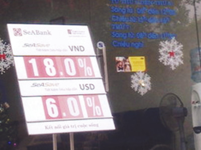 Biểu lãi suất VND hôm qua đã“đội” lên 18%/năm trong ít giờ tại SeABank. Ảnh: Internet. Biểu lãi suất VND hôm qua đã“đội” lên 18%/năm trong ít giờ tại SeABank. Ảnh: Internet