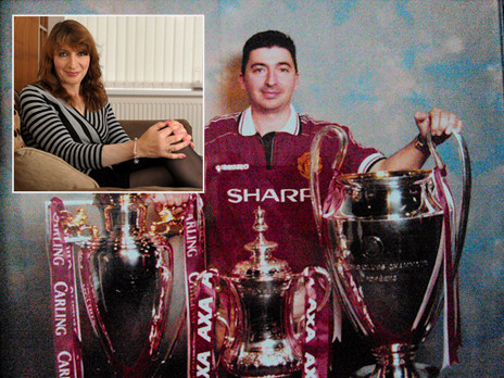 Van Persie được mỹ nhân 