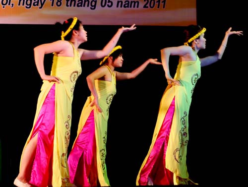 Múa dân ca ba miền