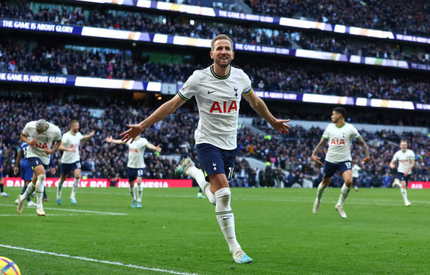 Bại trận 0-2 trước Tottenham, thầy trò HLV Porter có trận thứ 5 liên tiếp không biết mùi chiến thắng ảnh 18 Bại trận 0-2 trước Tottenham, thầy trò HLV Porter có trận thứ 5 liên tiếp không biết mùi chiến thắng ảnh 18