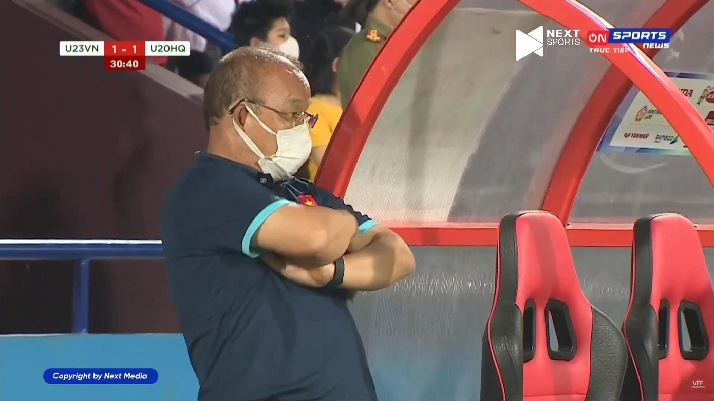 U23 Việt Nam vs U20 Hàn Quốc 1-1: Tinh chỉnh thước ngắm ảnh 4 U23 Việt Nam vs U20 Hàn Quốc 1-1: Tinh chỉnh thước ngắm ảnh 4