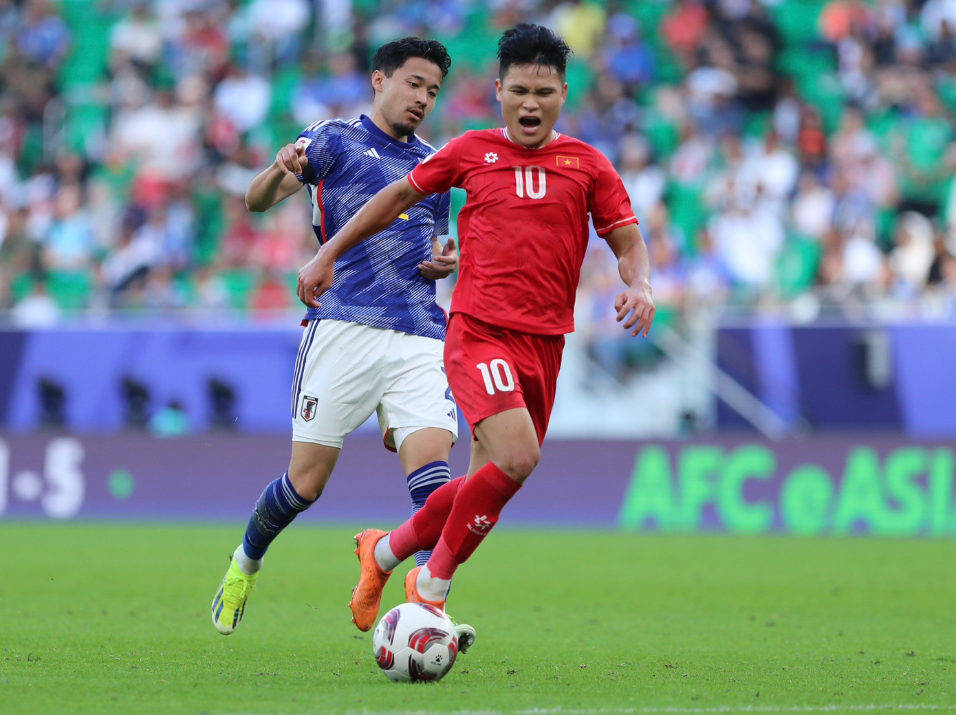 Việt Nam thua 2-4 đầy quả cảm trước Nhật Bản ảnh 46