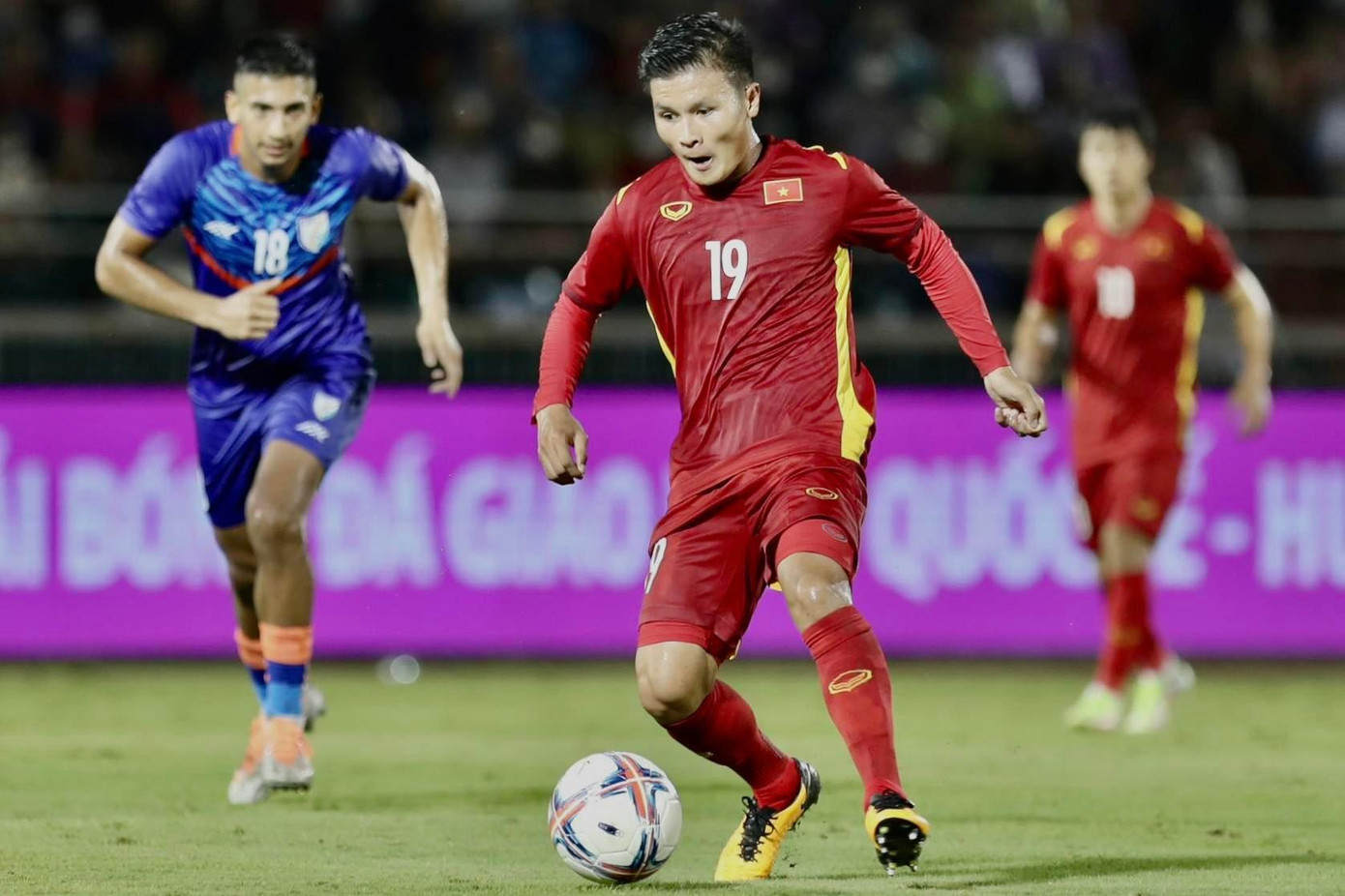 Đánh bại Ấn Độ 3-0, đội tuyển Việt Nam đăng quang cúp Tam hùng ảnh 14 Đánh bại Ấn Độ 3-0, đội tuyển Việt Nam đăng quang cúp Tam hùng ảnh 14