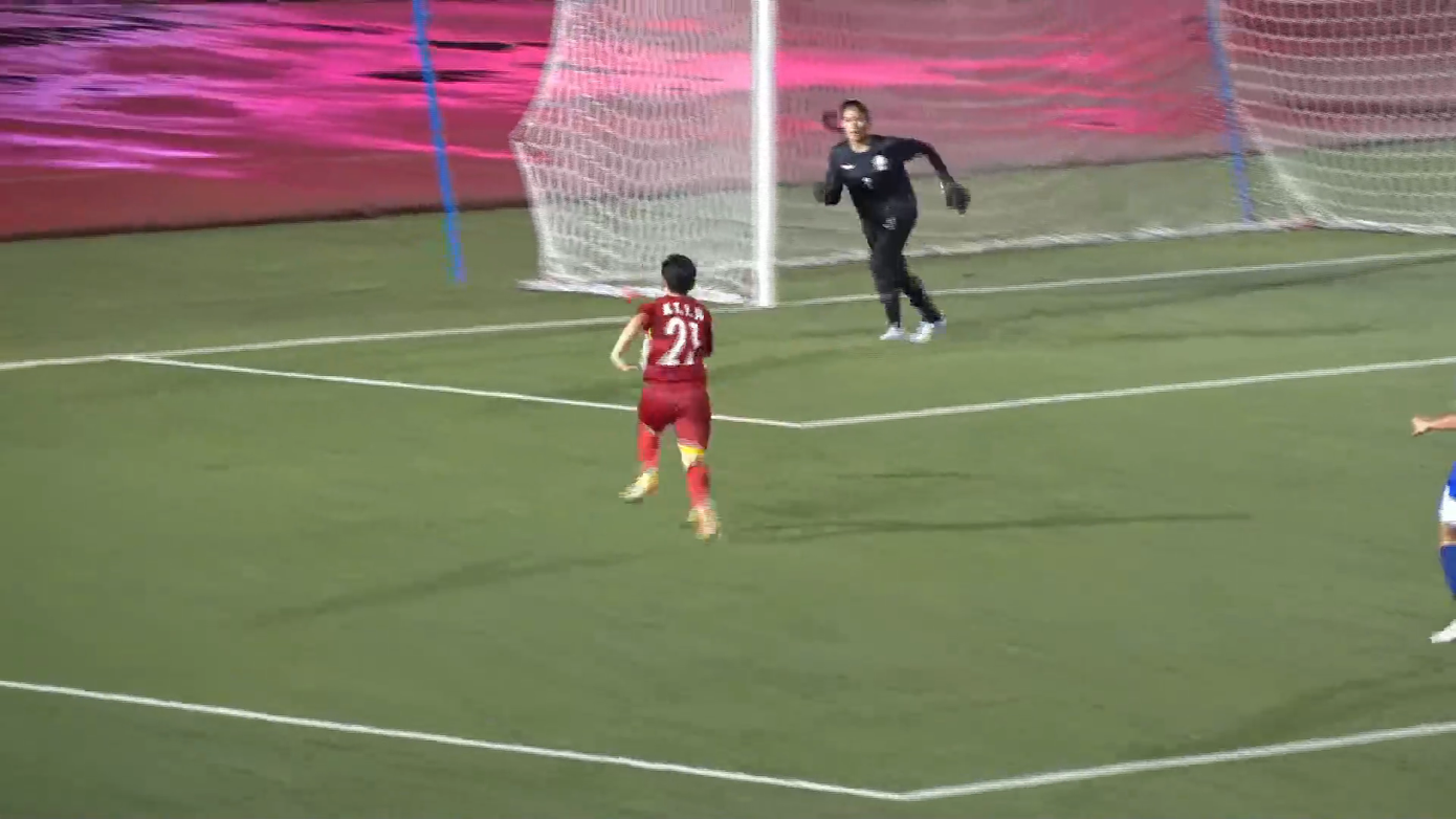 Ngân Thị Vạn Sự mở tỉ số.