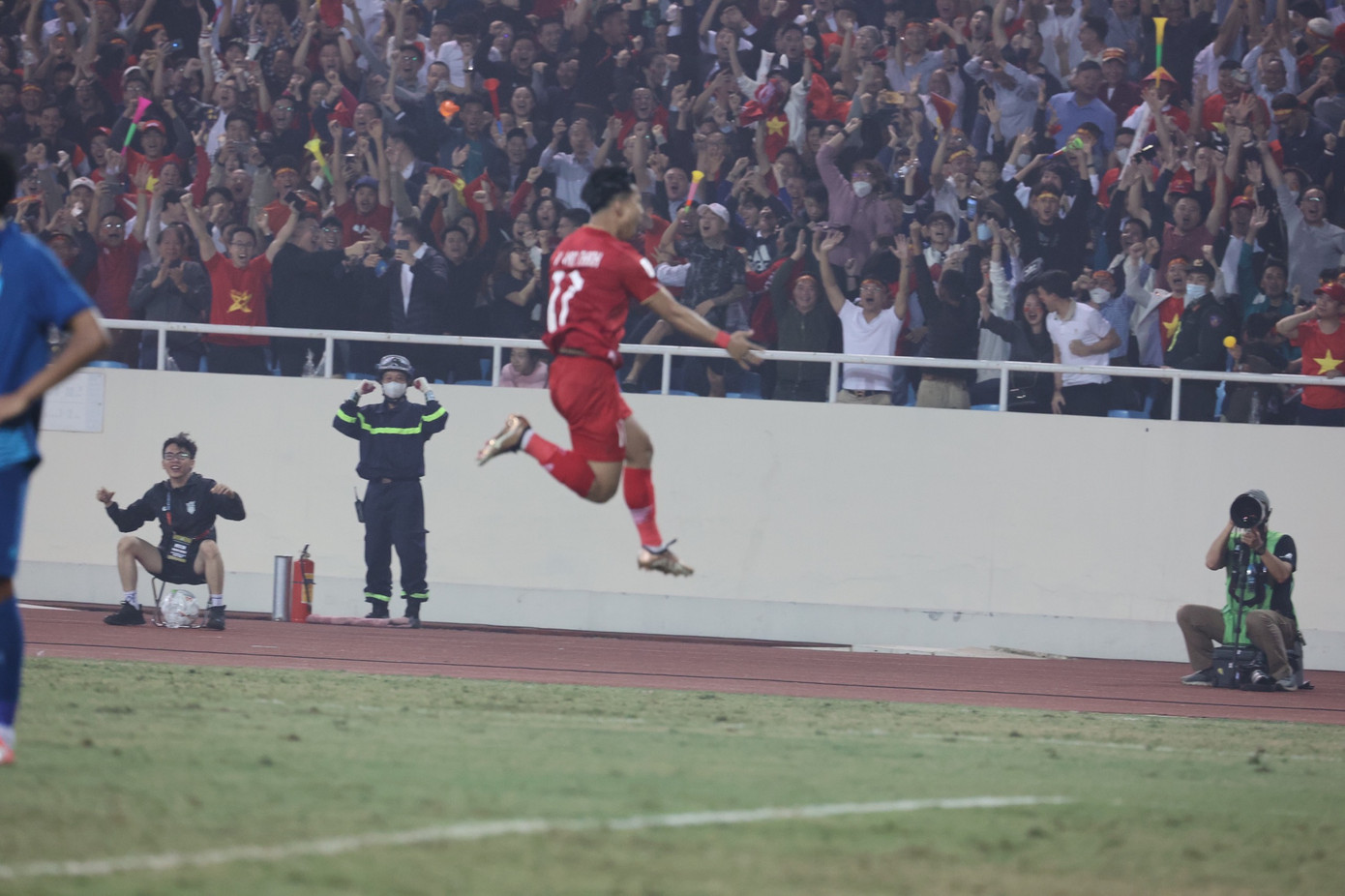 Để Thái Lan cầm hoà 2-2 trên sân nhà, tuyển Việt Nam đối mặt thách thức ở trận chung kết lượt về ảnh 51