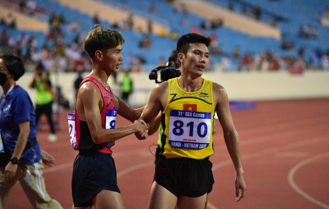 Tiến Long - Quốc Luật. Ảnh: Quang Anh