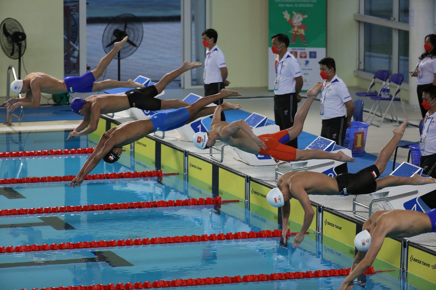 Trực tiếp SEA Games 31 ngày 16/5: Kình ngư Hưng Nguyên tiếp tục 'rinh' vàng từ hồ bơi ảnh 59