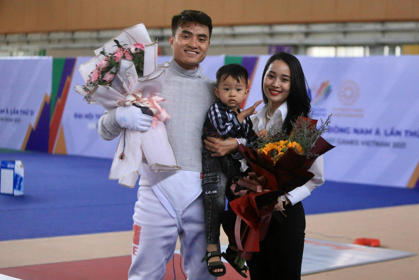 Trực tiếp SEA Games 31 ngày 16/5: Kình ngư Hưng Nguyên tiếp tục 'rinh' vàng từ hồ bơi ảnh 31