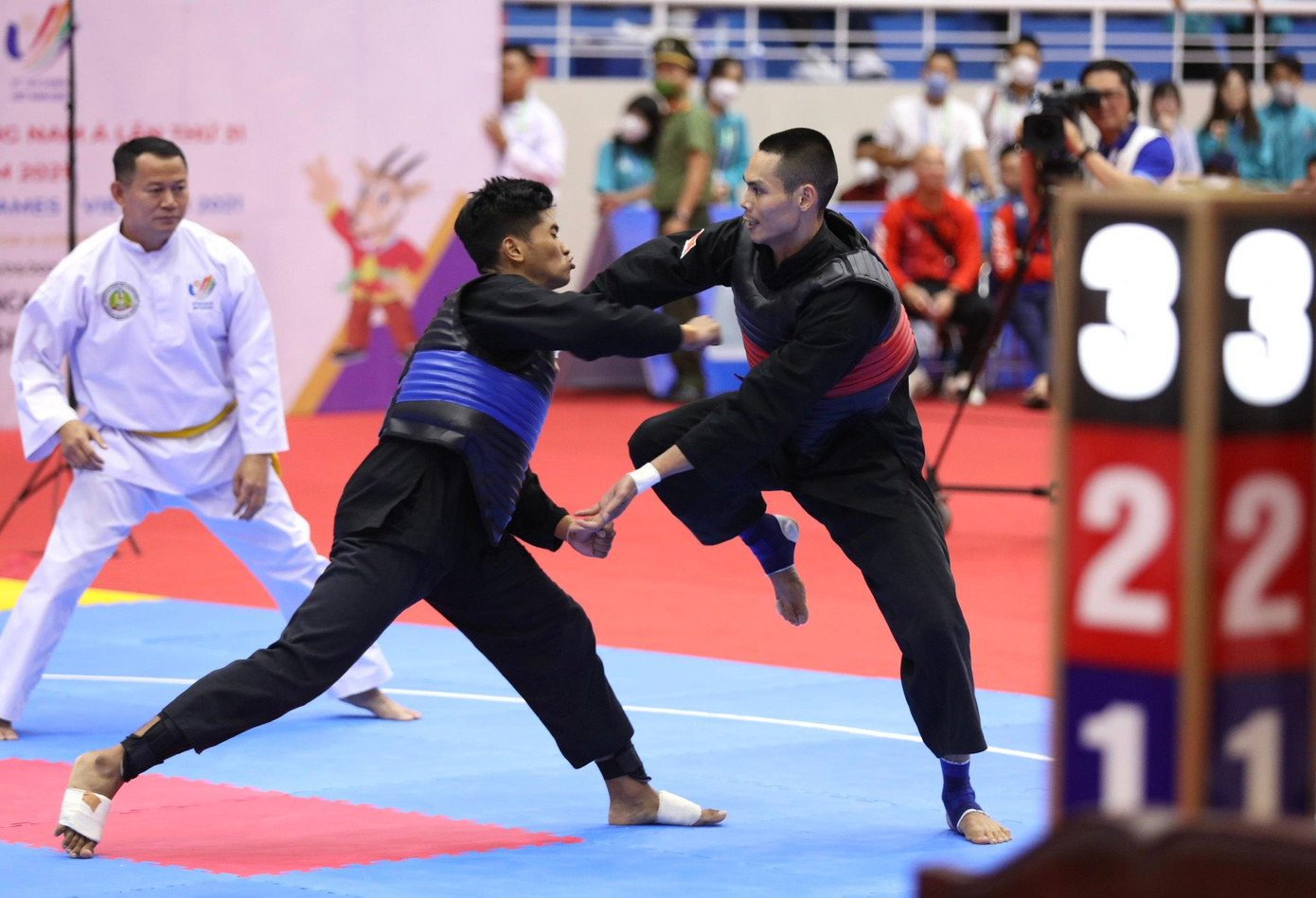 Trực tiếp SEA Games 31 ngày 16/5: Kình ngư Hưng Nguyên tiếp tục 'rinh' vàng từ hồ bơi ảnh 27