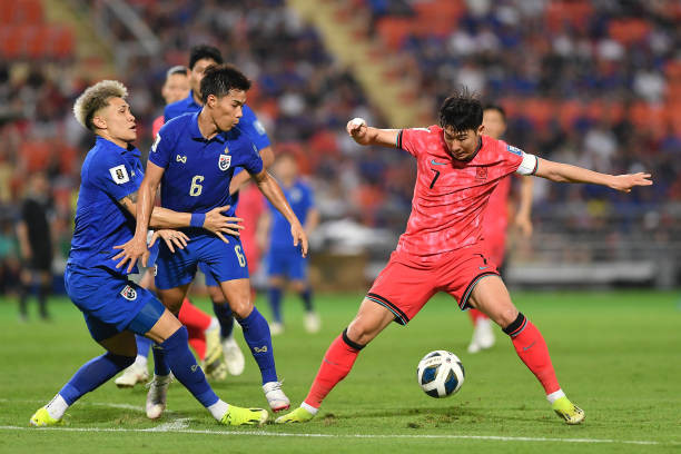 Thua đậm Hàn Quốc 0-3, Thái Lan hẹp cơ hội vào vòng trong ảnh 19 Thua đậm Hàn Quốc 0-3, Thái Lan hẹp cơ hội vào vòng trong ảnh 19