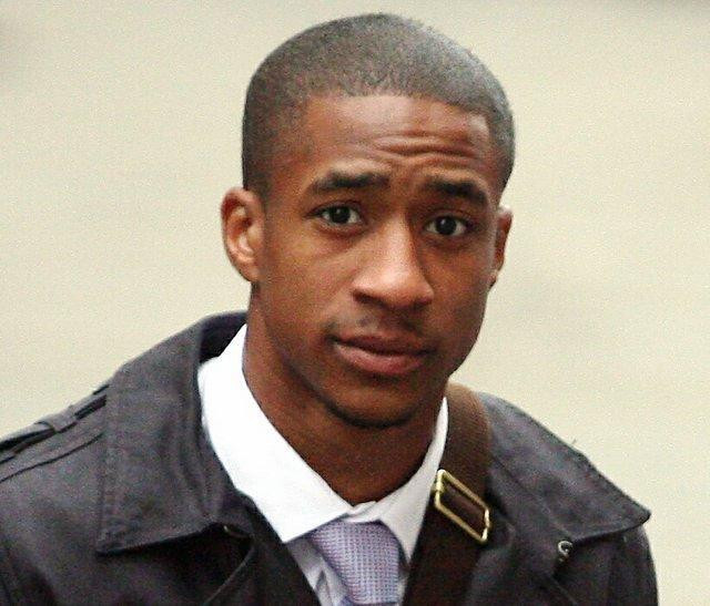 Grant trong ngày ra tòa Grant trong ngày ra tòa