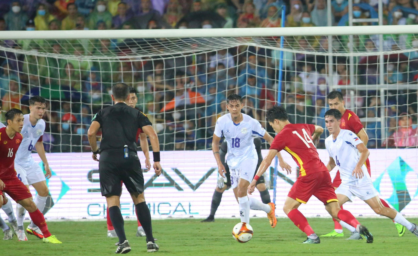U23 Việt Nam chưa thể lấy ngôi đầu bảng sau trận hoà U23 Philippines ảnh 30
