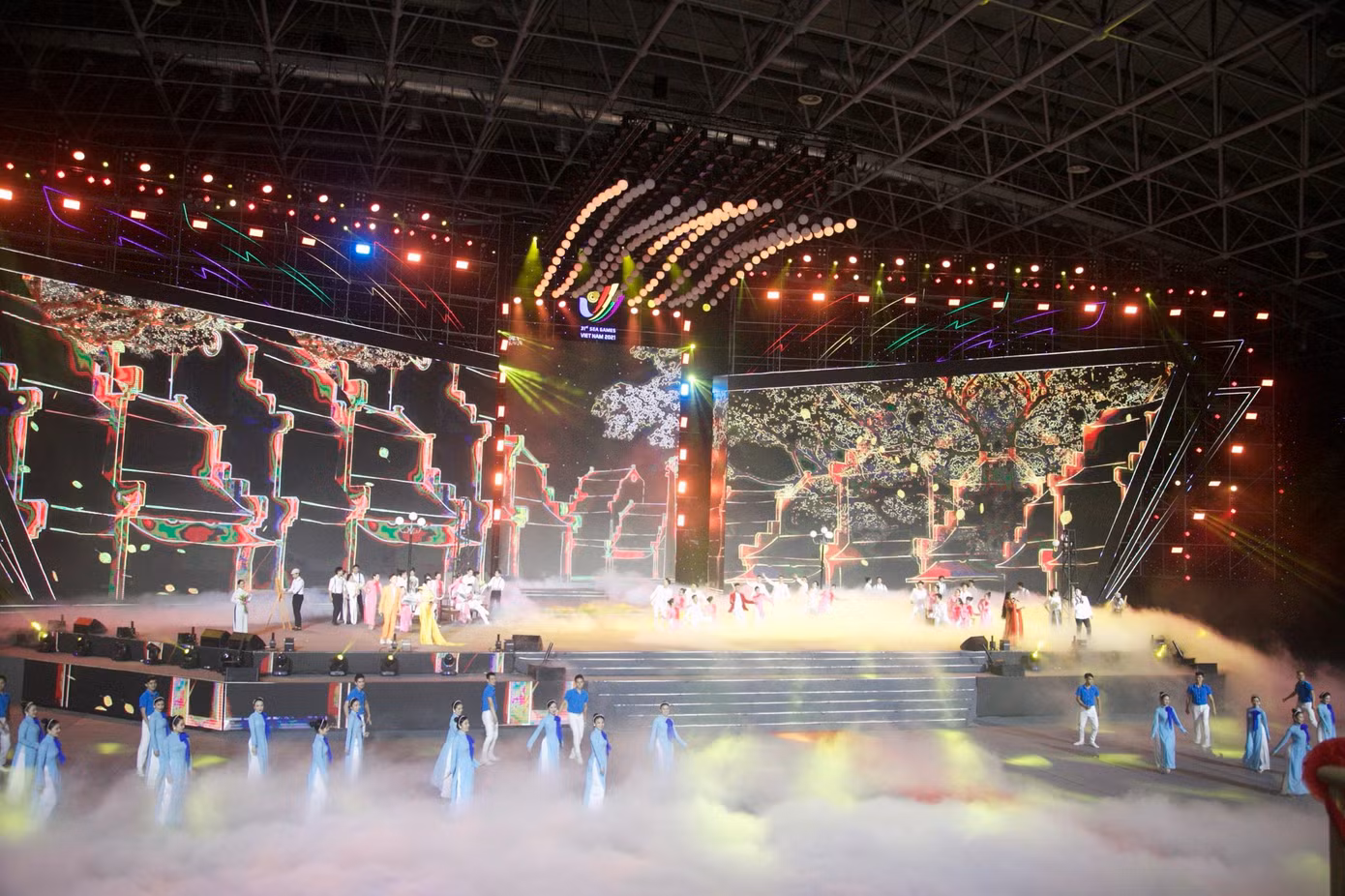 Trực tiếp Lễ bế mạc SEA Games 31: Tạm biệt Việt Nam, xin chào Campuchia 2023-SEA Games 32 ảnh 5