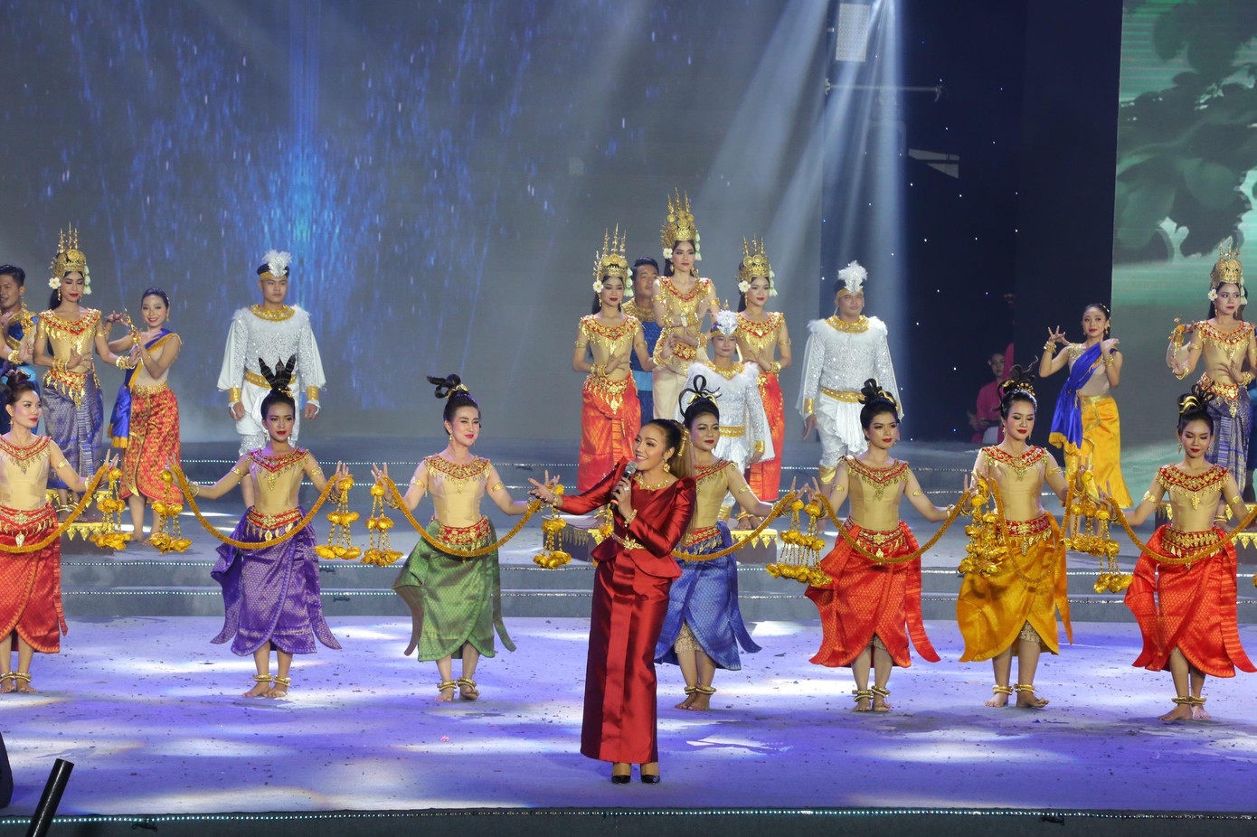 Trực tiếp Lễ bế mạc SEA Games 31: Tạm biệt Việt Nam, xin chào Campuchia 2023-SEA Games 32 ảnh 25