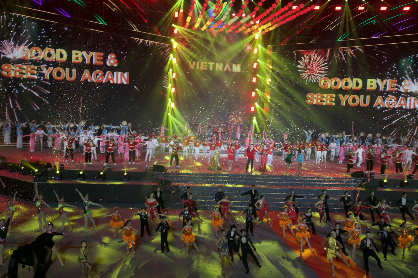 Trực tiếp Lễ bế mạc SEA Games 31: Tạm biệt Việt Nam, xin chào Campuchia 2023-SEA Games 32 ảnh 38