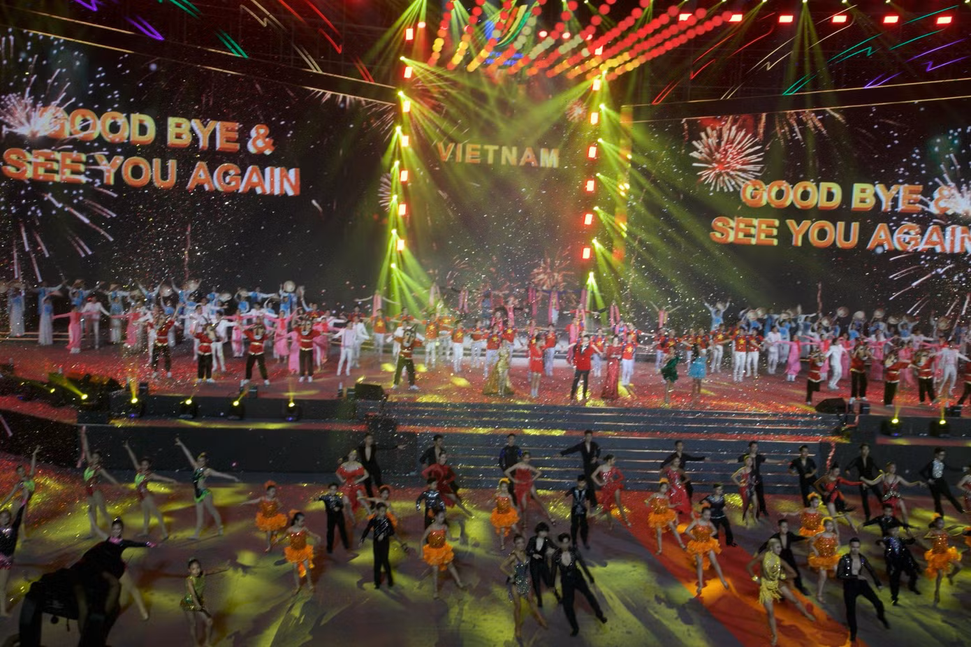 Trực tiếp Lễ bế mạc SEA Games 31: Tạm biệt Việt Nam, xin chào Campuchia 2023-SEA Games 32 ảnh 38