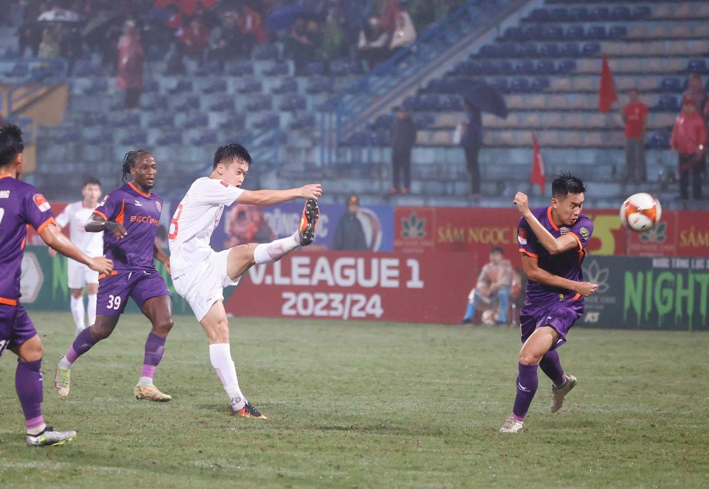 VAR lên tiếng, Thể Công Viettel thua ngược Bình Dương 0-1 ảnh 11 VAR lên tiếng, Thể Công Viettel thua ngược Bình Dương 0-1 ảnh 11