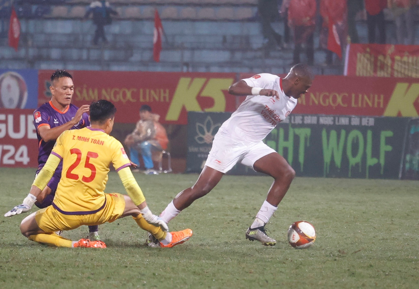 VAR lên tiếng, Thể Công Viettel thua ngược Bình Dương 0-1 ảnh 9 VAR lên tiếng, Thể Công Viettel thua ngược Bình Dương 0-1 ảnh 9