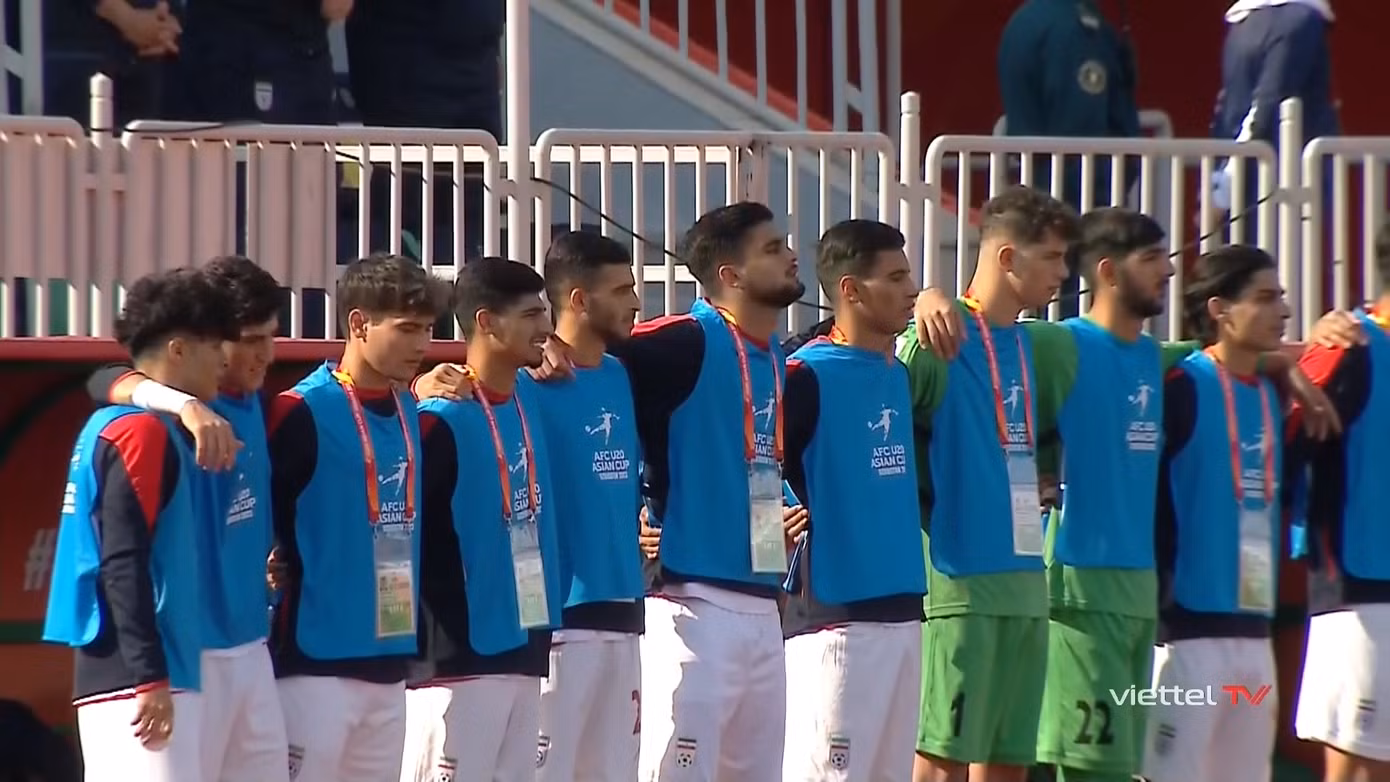 Thua U20 Iran 1-3, nỗ lực tuyệt vời của U20 Việt Nam không được đền đáp ảnh 8 Thua U20 Iran 1-3, nỗ lực tuyệt vời của U20 Việt Nam không được đền đáp ảnh 8