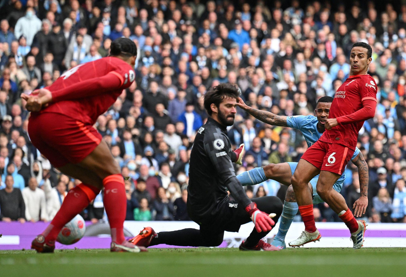 Man City và Liverpool chia điểm trong trận cầu xứng danh đại chiến nước Anh ảnh 12