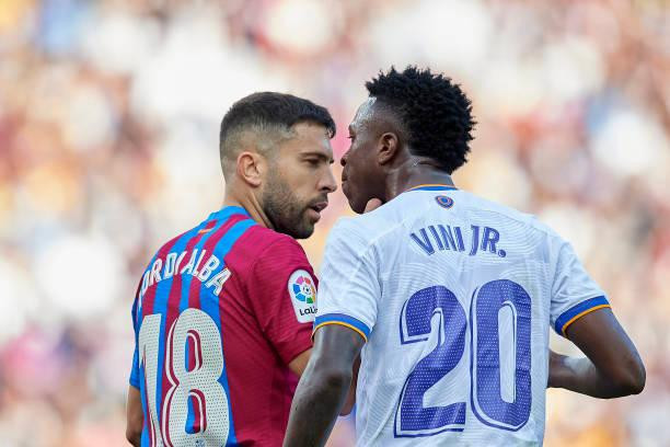 Barcelona vs Real Madrid 1-2: Ancelotti có chiến thắng đầu tiên ở Nou Camp ảnh 10