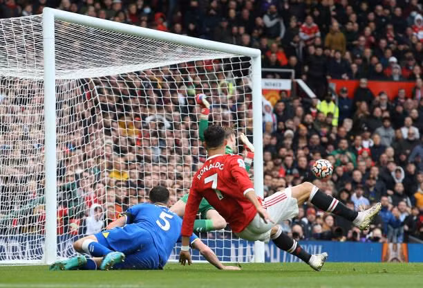 M.U vs Everton 1-1: Quỷ đỏ vô kế khả thi ảnh 20 M.U vs Everton 1-1: Quỷ đỏ vô kế khả thi ảnh 20