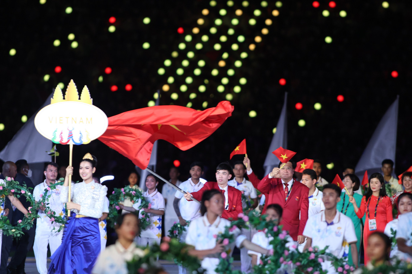 Lễ khai mạc SEA Games 32: Lung linh sắc màu ảnh 61