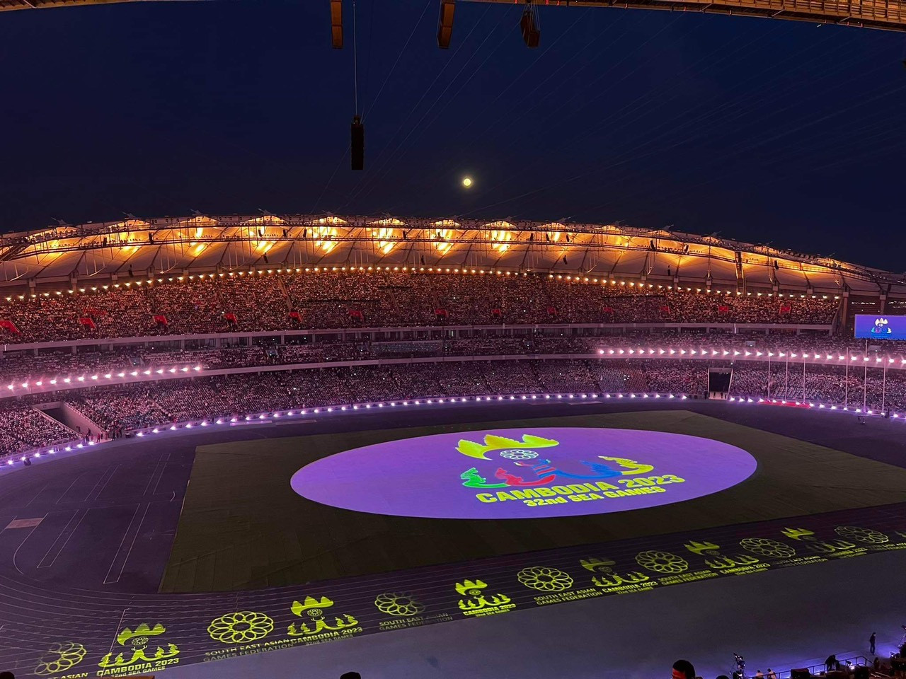 Lễ khai mạc SEA Games 32: Lung linh sắc màu ảnh 29