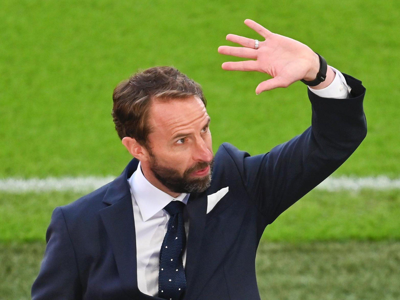 Người Anh chưa thể mang bóng đá về nhà ảnh 2