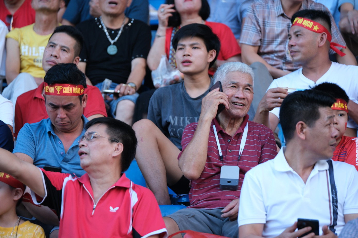 Thắng ĐT Syria 1-0, ĐTVN khiến sân Thiên Trường thòm thèm với 'bữa tiệc' bóng đá ảnh 8