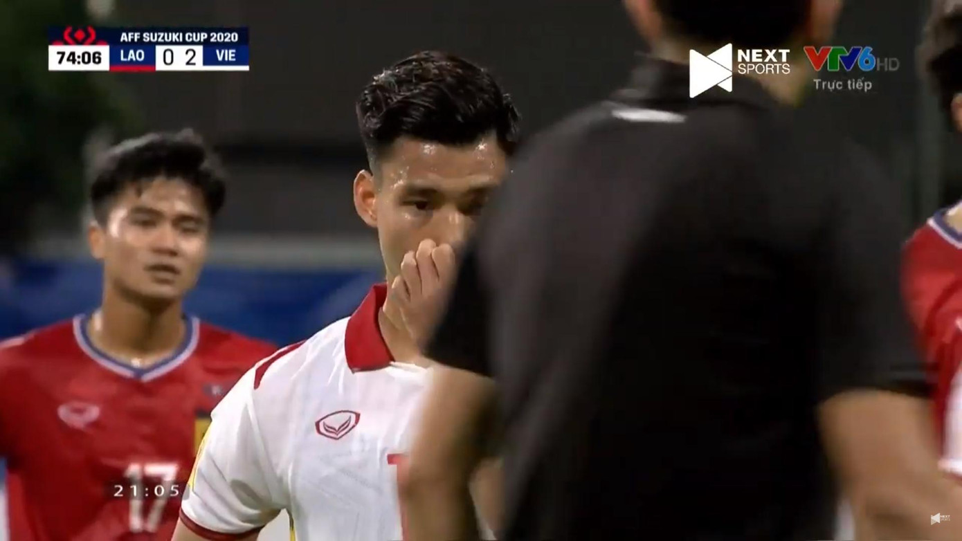 Đội tuyển Việt Nam vs ĐT Lào 2-0: Khởi đầu nhẹ nhàng cho hành trình bảo vệ ngôi vương ảnh 33 Đội tuyển Việt Nam vs ĐT Lào 2-0: Khởi đầu nhẹ nhàng cho hành trình bảo vệ ngôi vương ảnh 33