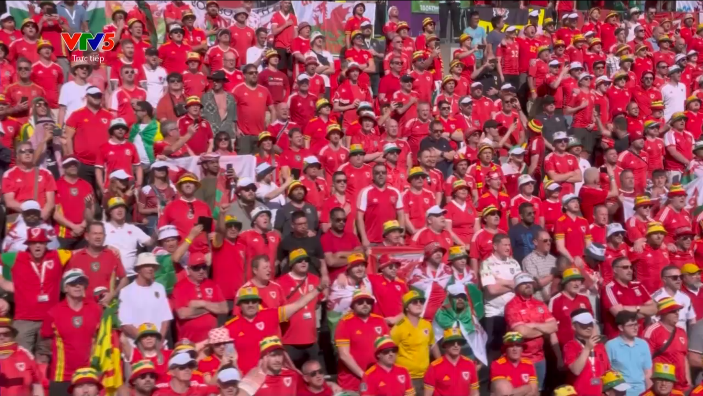 World Cup 2022: Hai phút bù giờ điên rồ, Iran quật ngã Xứ Wales trong trận đấu giàu cảm xúc ảnh 8