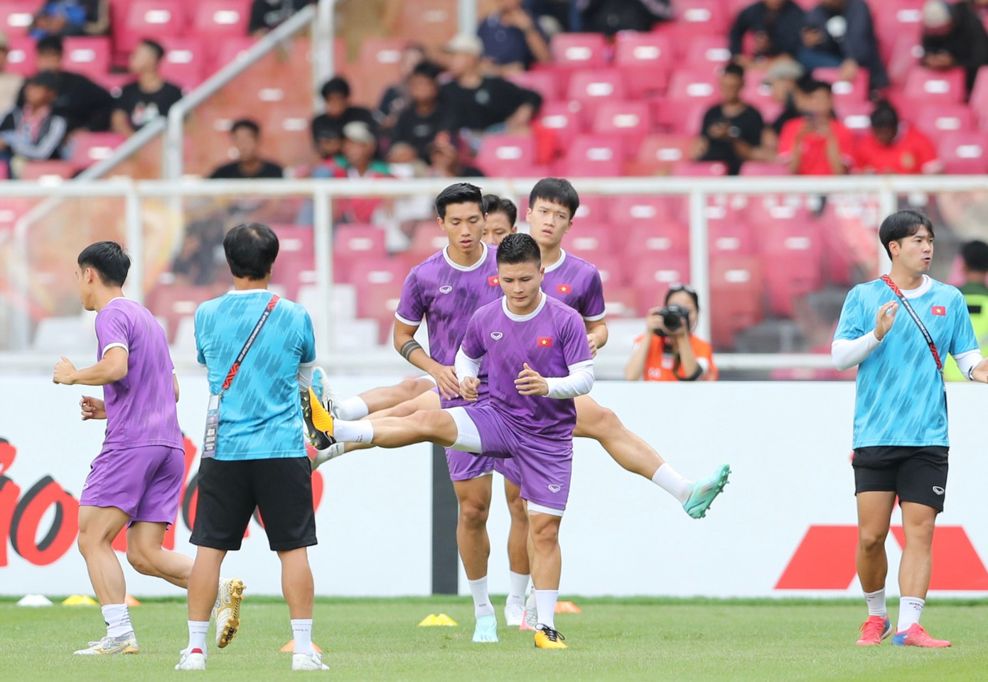 Bán kết AFF Cup 2022 Indonesia 0-0 Việt Nam: Chảo lửa Bung Karno không thể làm khó ĐT Việt Nam ảnh 20