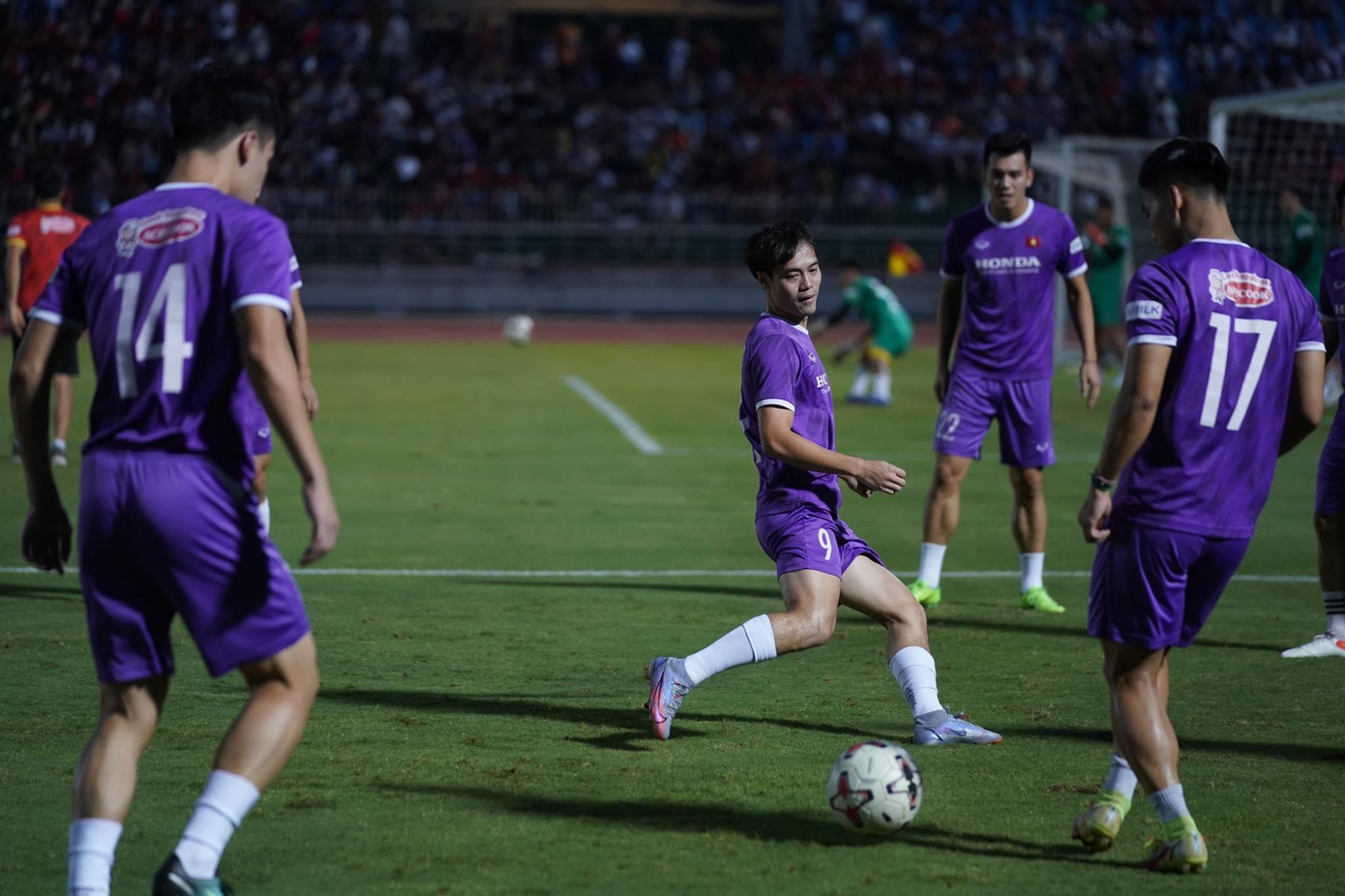 Tuấn Hải lập cú đúp, đội tuyển Việt Nam đánh bại Afghanistan trong trận đấu nhiều thử nghiệm ảnh 2 Tuấn Hải lập cú đúp, đội tuyển Việt Nam đánh bại Afghanistan trong trận đấu nhiều thử nghiệm ảnh 2