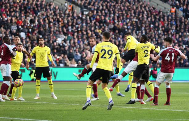 West Ham vs Chelsea 3-2: Búa tạ giáng đòn đau cho tham vọng của Chelsea ảnh 11 West Ham vs Chelsea 3-2: Búa tạ giáng đòn đau cho tham vọng của Chelsea ảnh 11
