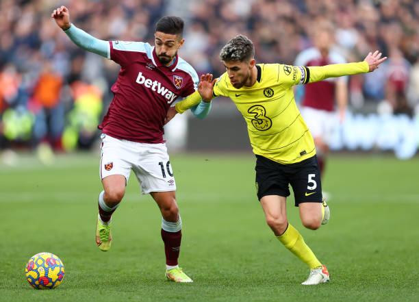 West Ham vs Chelsea 3-2: Búa tạ giáng đòn đau cho tham vọng của Chelsea ảnh 7 West Ham vs Chelsea 3-2: Búa tạ giáng đòn đau cho tham vọng của Chelsea ảnh 7
