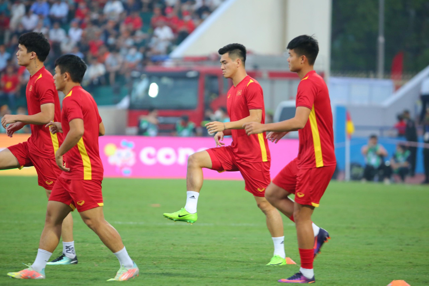 Mưa bàn thắng ở Việt Trì, U23 Việt Nam 'mở hàng' hoành tráng ảnh 13