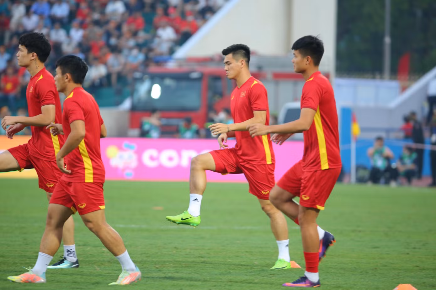 Mưa bàn thắng ở Việt Trì, U23 Việt Nam 'mở hàng' hoành tráng ảnh 13