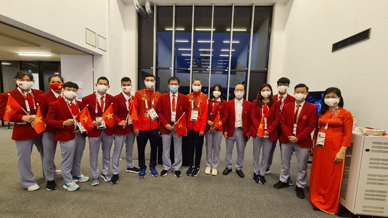 Trực tiếp Lễ khai mạc Olympic Tokyo 2020: Lá cờ Việt Nam tung bay ảnh 31