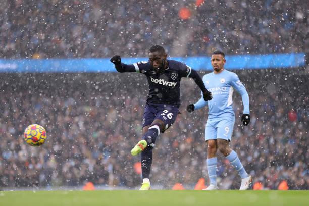 Man City vs West Ham 2-1: Man xanh vượt trội trong cuộc chiến dưới mưa tuyết ảnh 6 Man City vs West Ham 2-1: Man xanh vượt trội trong cuộc chiến dưới mưa tuyết ảnh 6