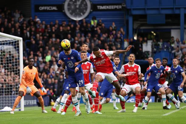 Đánh bại Chelsea ở derby London, Arsenal giành lại ngôi đầu từ tay Man City ảnh 7