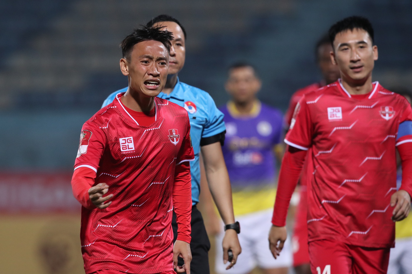 Đại thắng Hải Phòng 3-0, CLB Hà Nội trở lại ngôi đầu Night Wolf V-League 2023 ảnh 3