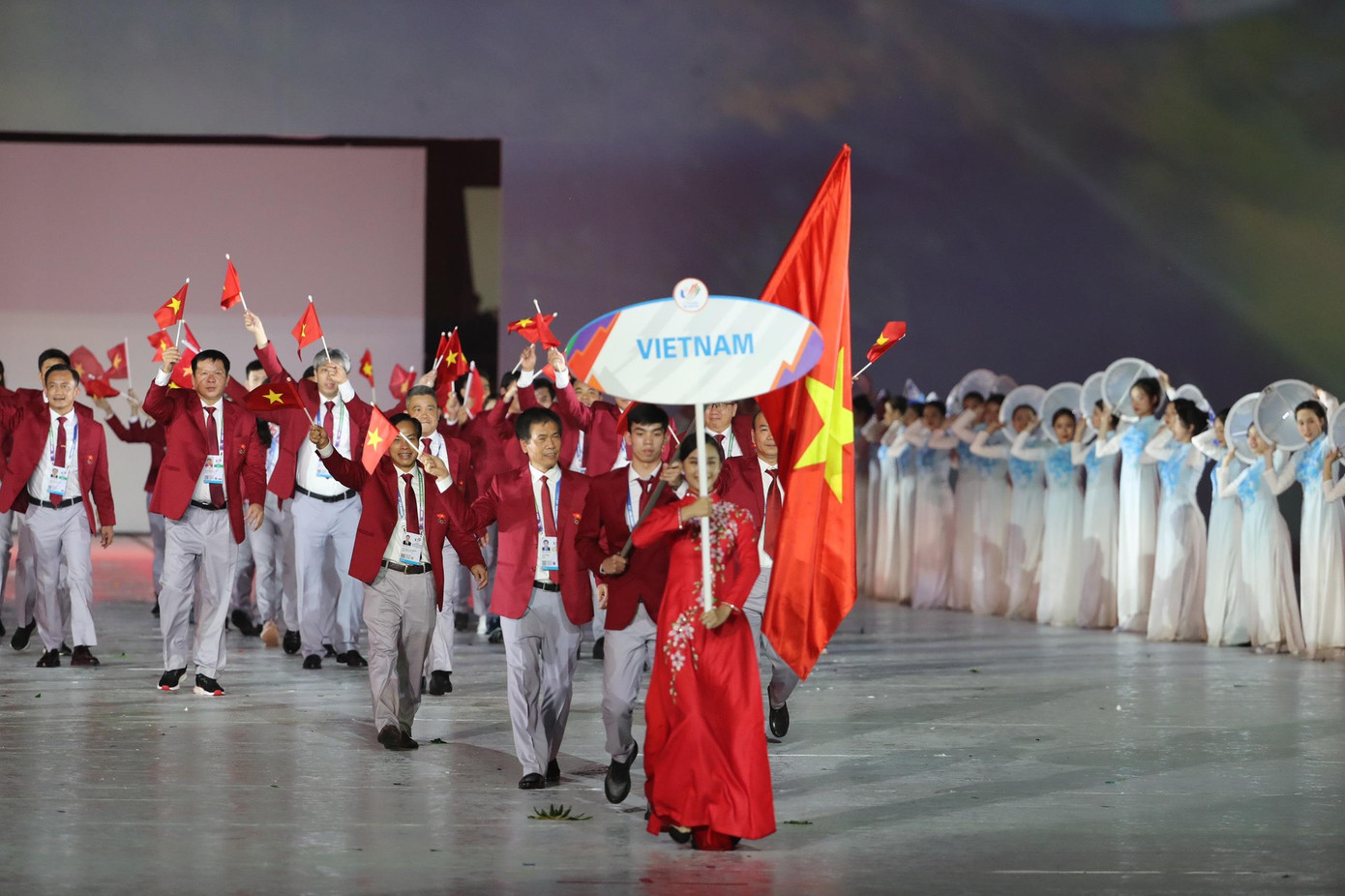 Lễ khai mạc SEA Games 31: Vì một Đông Nam Á mạnh mẽ hơn ảnh 57