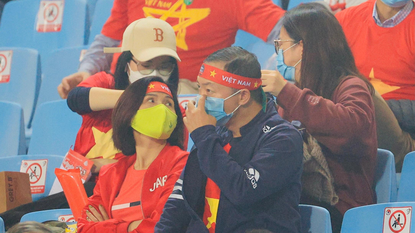 Trực tiếp Việt Nam vs Saudi Arabia 0-1: Chủ nhà thua với cách biệt tối thiểu ảnh 8 Trực tiếp Việt Nam vs Saudi Arabia 0-1: Chủ nhà thua với cách biệt tối thiểu ảnh 8